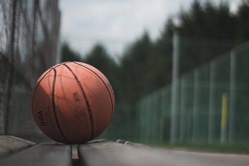 Dribling baschet – 3 jocuri educație fizică și sport.